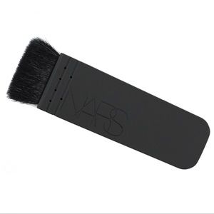 NARS ita kabuki brush
